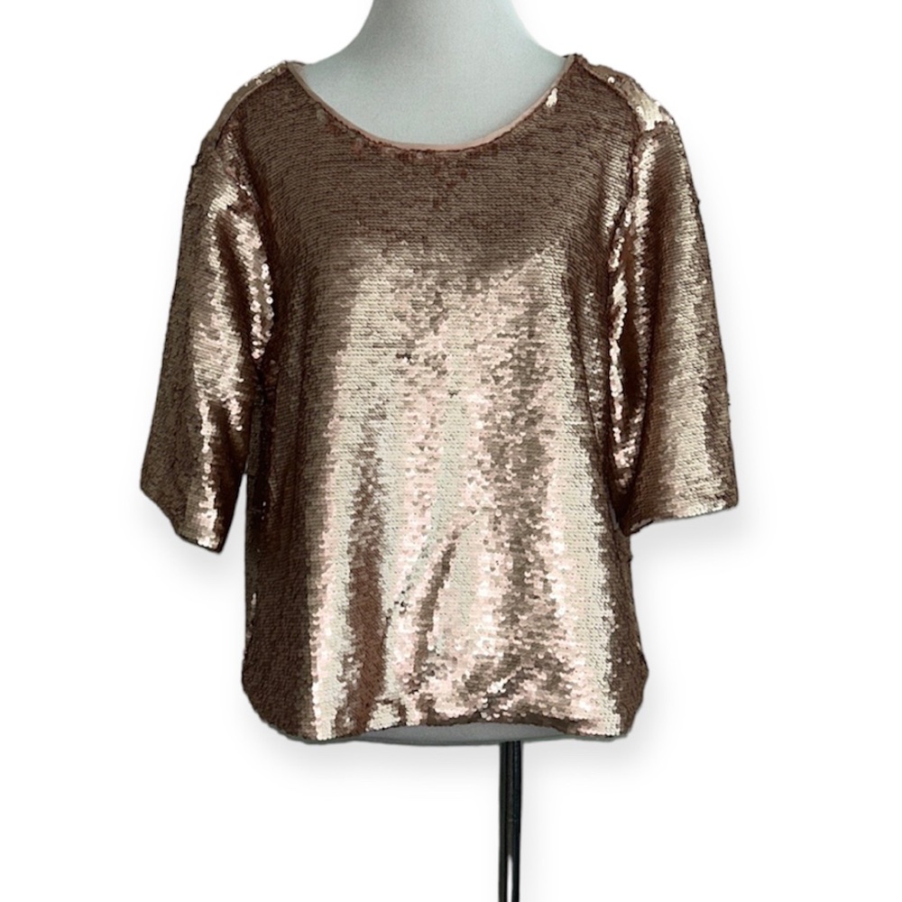 Peyton and‎ Parker women’s medium rose gold sequined top